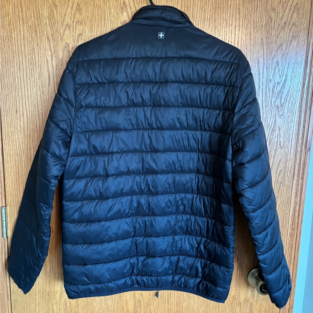 Swiss Tech Men's Black Quilted Packable Puffer Jacket - Picture 2 of 4